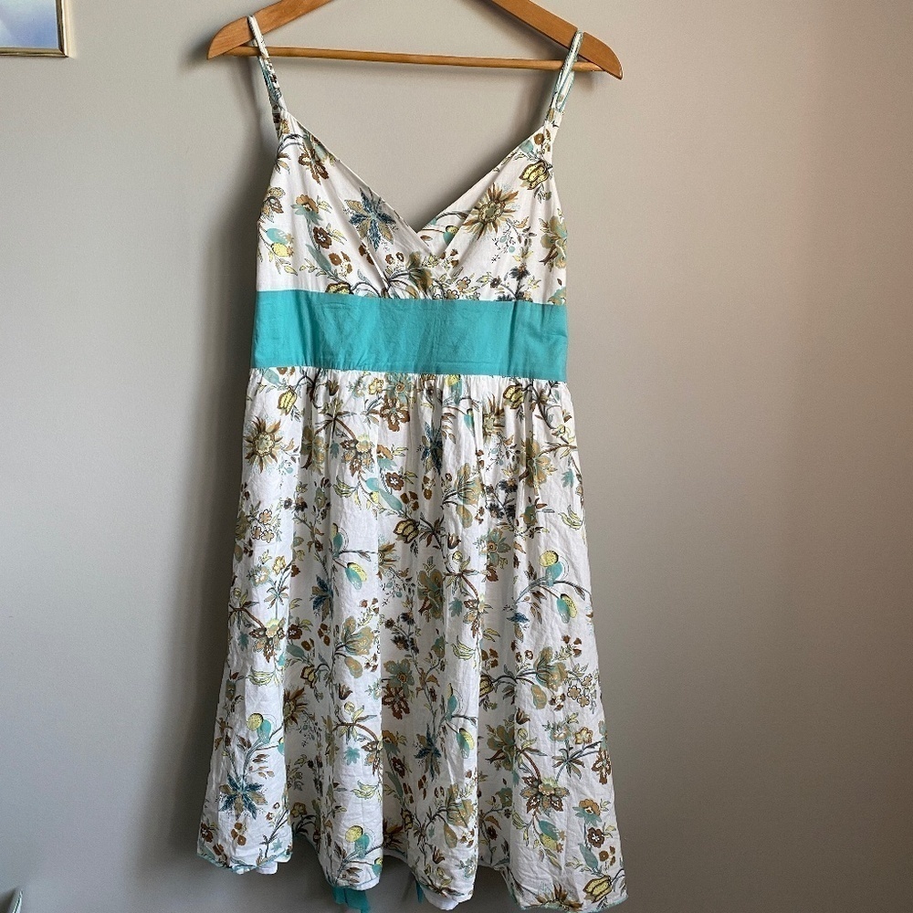 French Spy Sleeveless White Floral Print Summer Flare Dress Lined Size 10 Resort